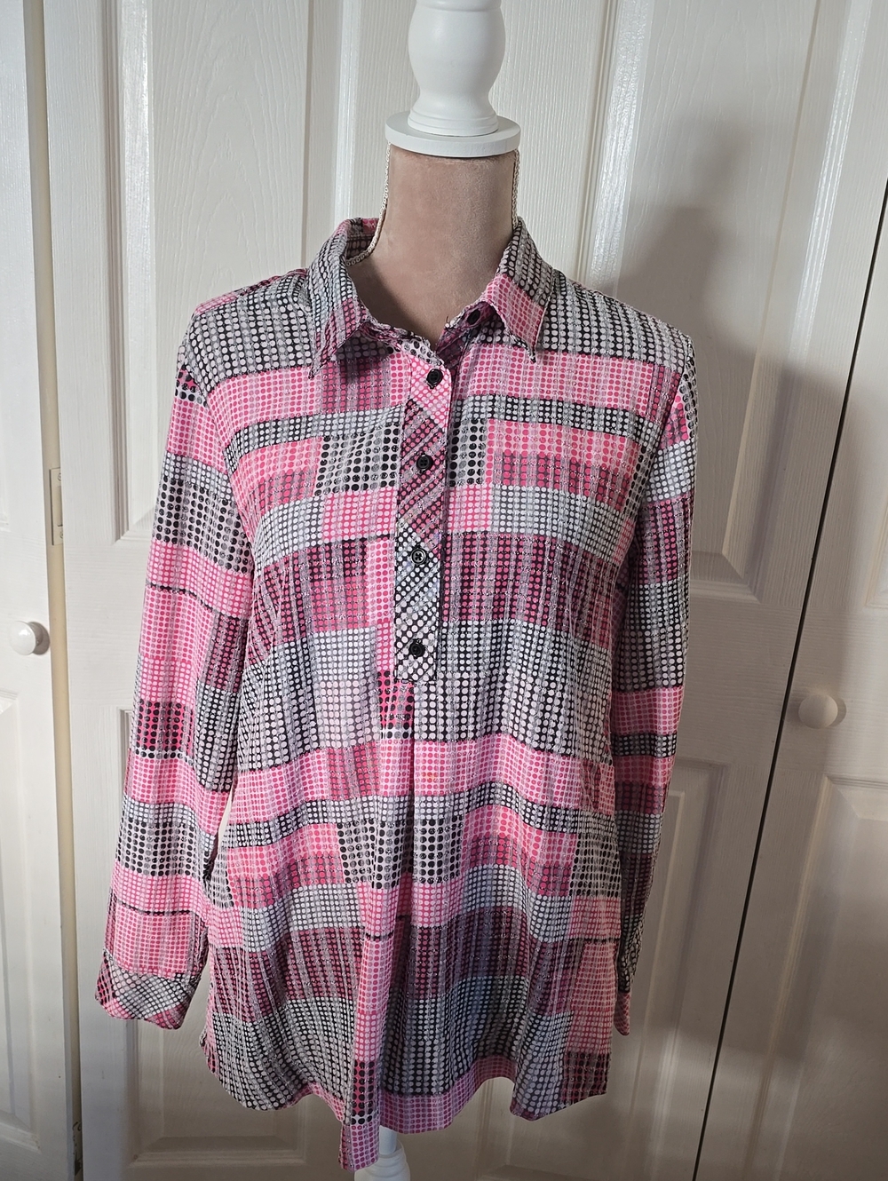 Christopher & Banks Hot Pink and Black Dot Plaid Top Size M
